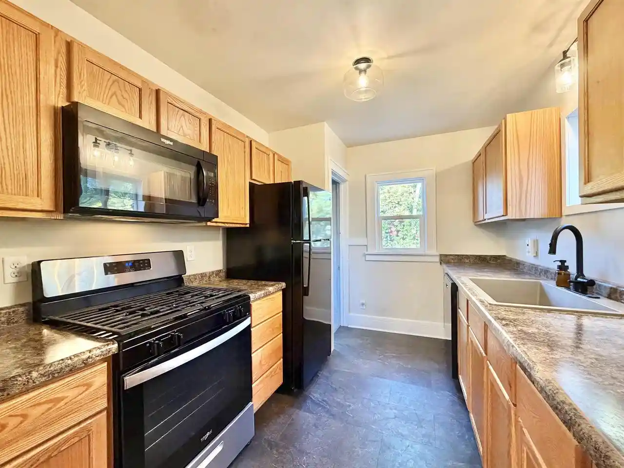 Photo 4 of Single family home for sale at 335 Ridgeland Ave, Beloit, WI 53511 | MLS# 2034248 | Listing updated on 2026-10-08