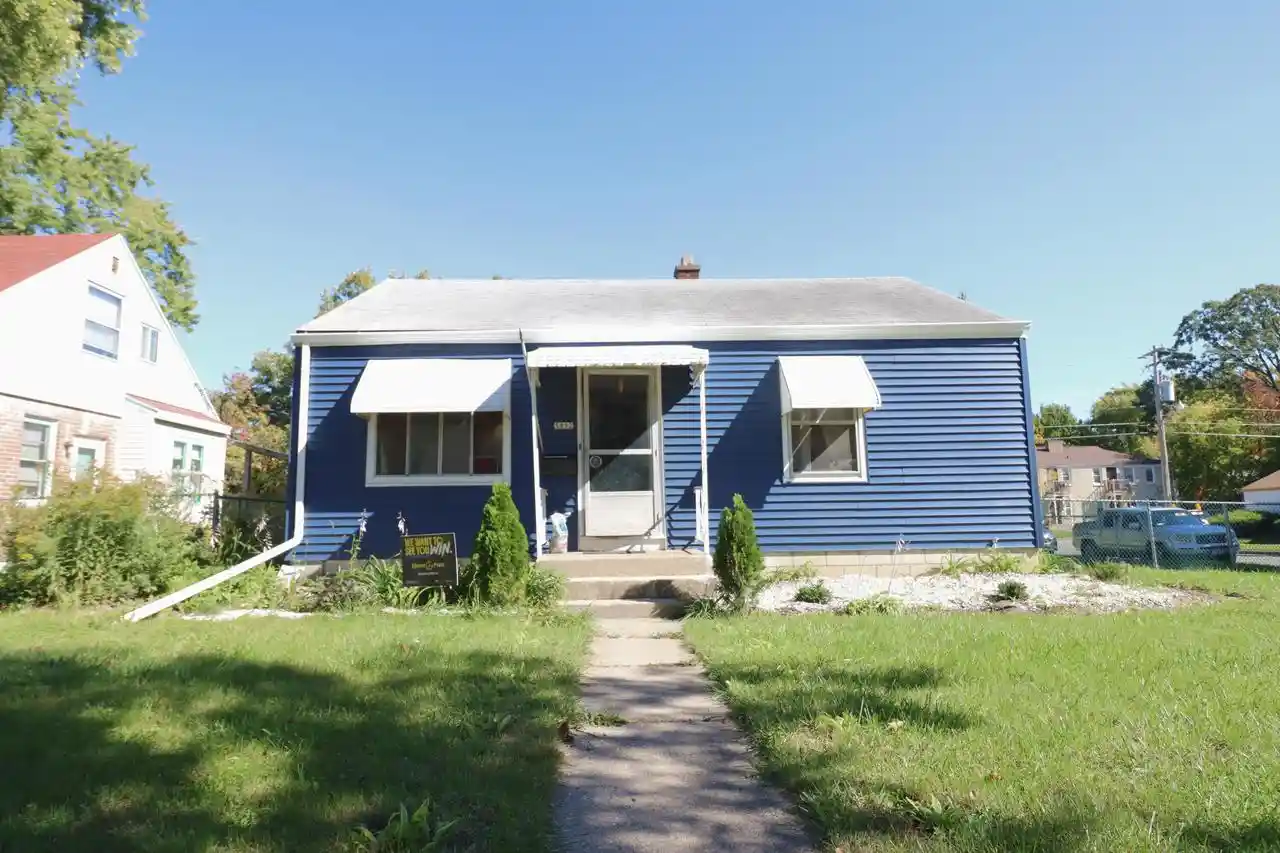 Photo 4 of Single family home for sale at 5852 N 35th Street, Milwaukee, WI 53209 | MLS# 1983858 | Listing updated on 2026-10-08