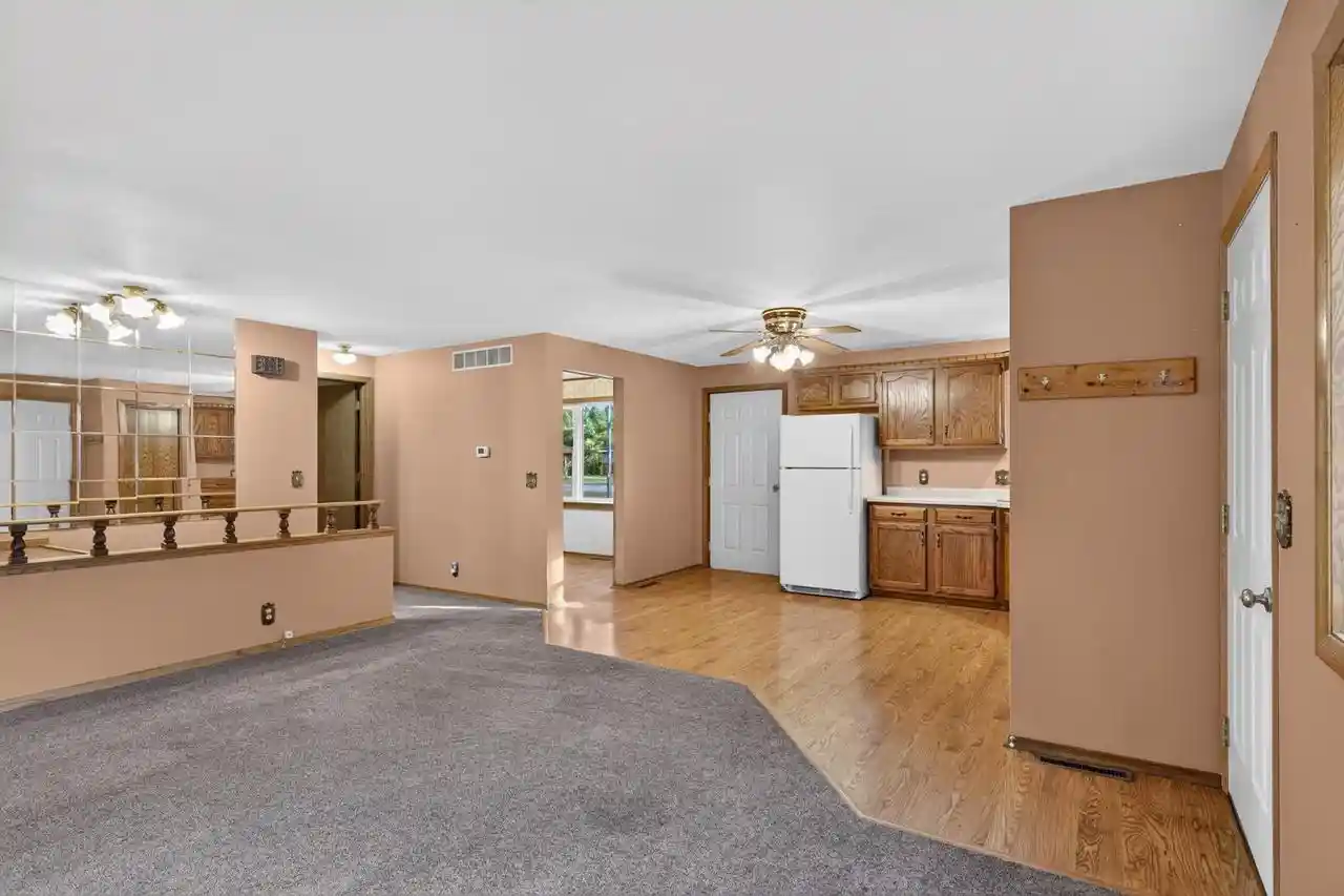 Photo 3 of Single family home for sale at 6311 Magnolia Dr, Wisconsin Rapids, WI 54494 | MLS# 22605017 | Listing updated on 2026-10-08