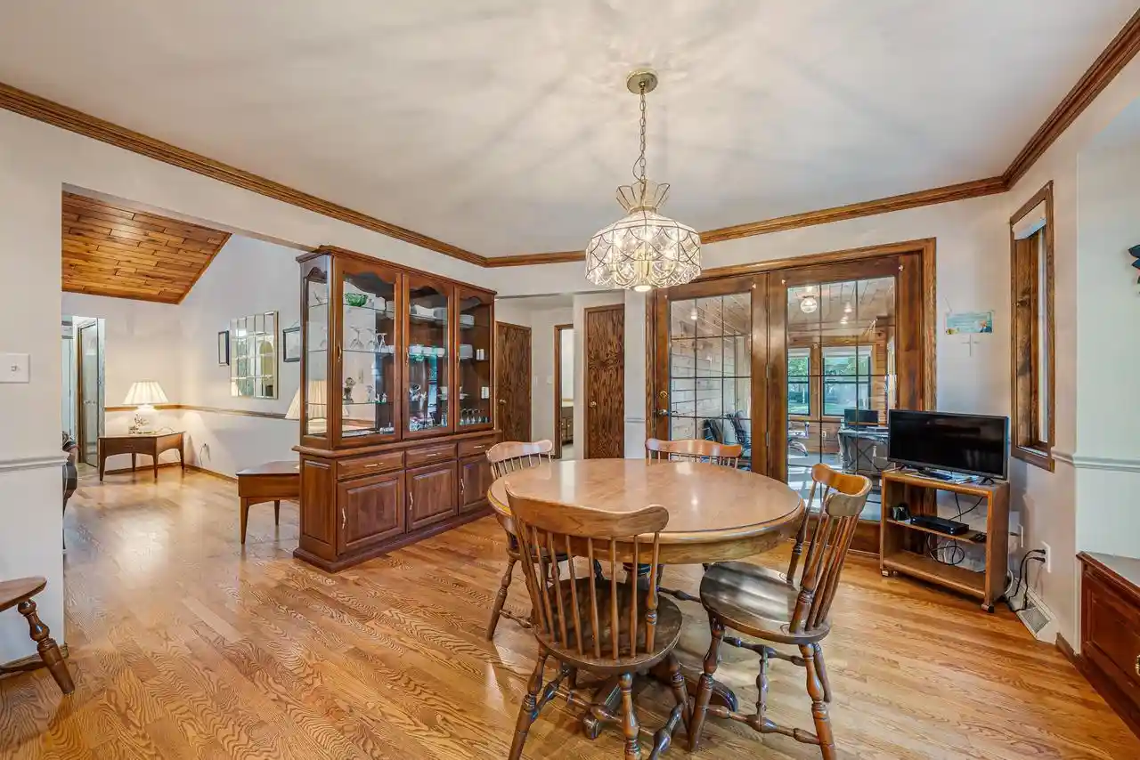 Photo 2 of Single family home for sale at 3225 S Scarlet Oak Ln, Appleton, WI 54915 | MLS# 50333961 | Listing updated on 2026-10-08
