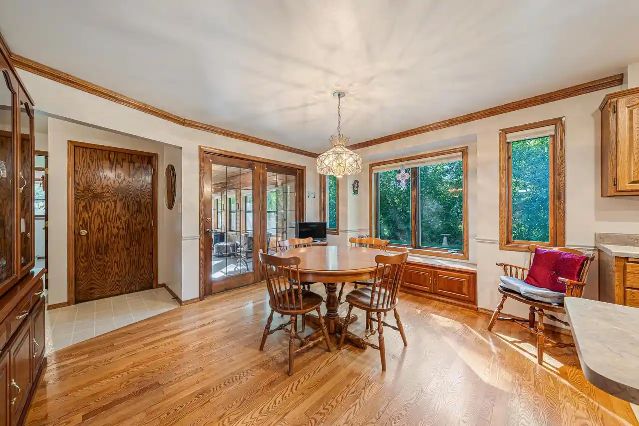 Photo 3 of Single family home for sale at 3225 S Scarlet Oak Ln, Appleton, WI 54915 | MLS# 50333961 | Listing updated on 2026-10-08