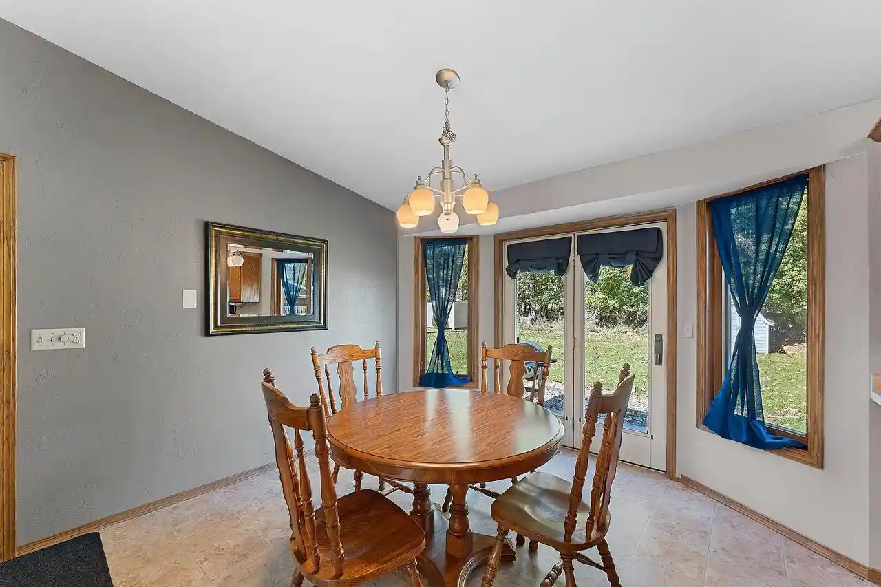 Photo 3 of Single family home for sale at 2838 Woodale Ave, Green Bay, WI 54313 | MLS# 50333967 | Listing updated on 2026-10-08