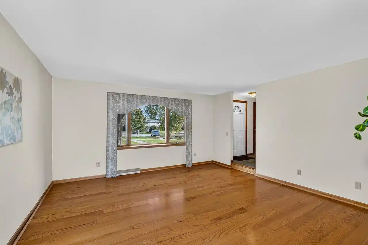 Photo 4 of Condo for sale at 104 Grand Cyn Dr #104, Madison, WI 53705 | MLS# 2034250 | Listing updated on 2026-10-08