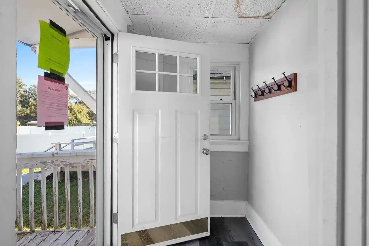 Photo 3 of Multi family home for sale at 533 E Allouez Ave, Green Bay, WI 54301 | MLS# 50333985 | Listing updated on 2026-10-08