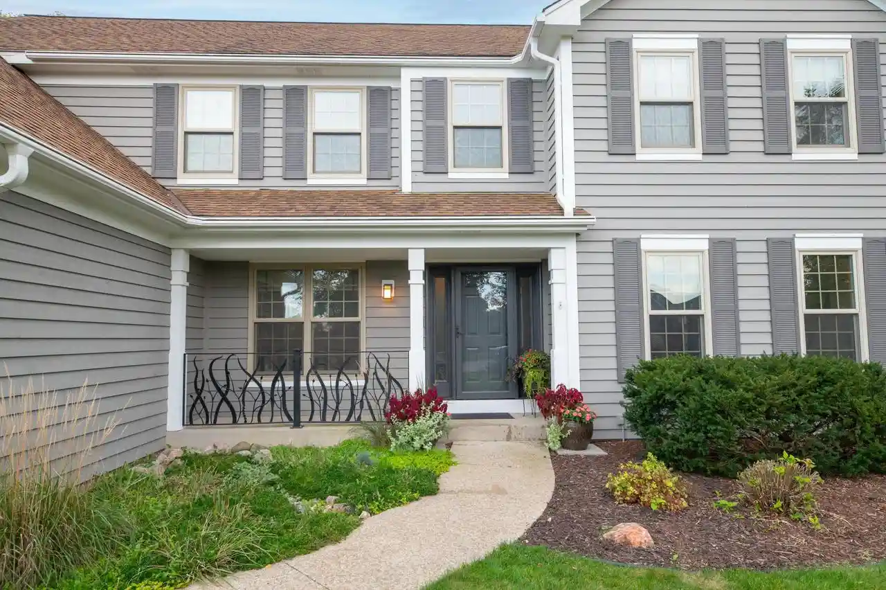 Photo 3 of Single family home for sale at 8646 S Parkland Ct, Franklin, WI 53132 | MLS# 1983881 | Listing updated on 2026-10-09