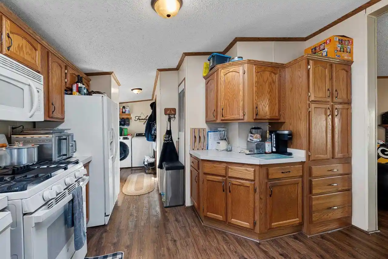 Photo 4 of Single family home for sale at 1239 Melissa Blvd, Little Suamico, WI 54141 | MLS# 50333970 | Listing updated on 2026-10-08