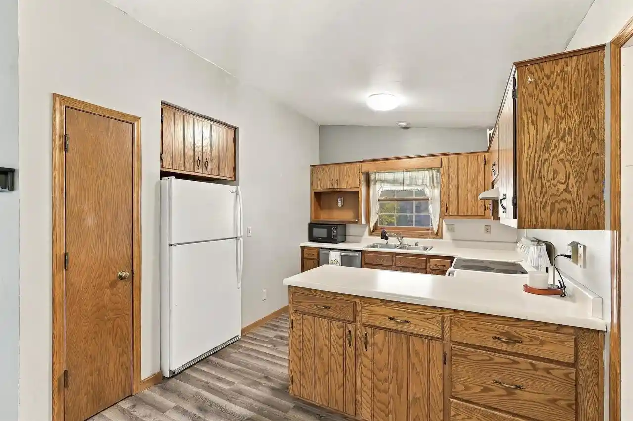 Photo 2 of Single family home for sale at 605 5th Street, Menasha, WI 54952 | MLS# 50333958 | Listing updated on 2026-10-08