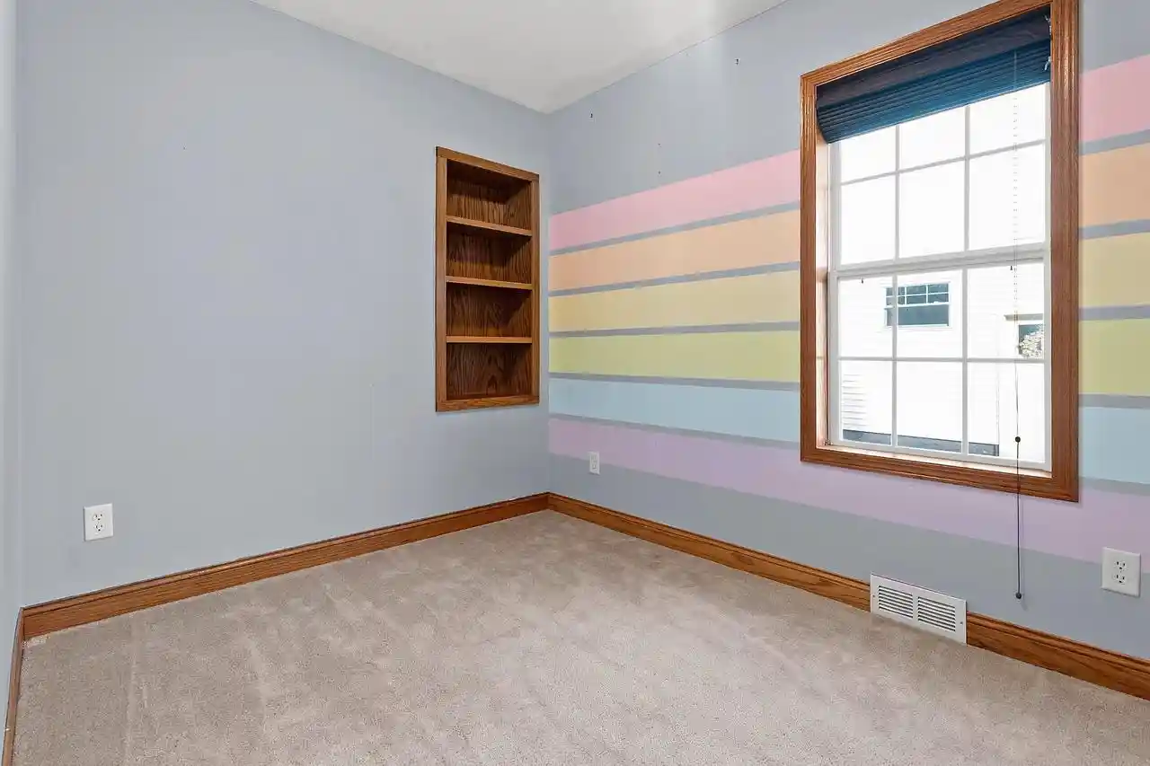 Photo 3 of Single family home for sale at 1821 S 18th Street, Manitowoc, WI 54220 | MLS# 50333988 | Listing updated on 2026-10-08