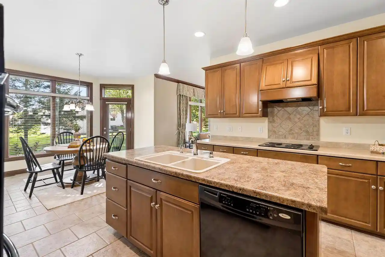 Photo 2 of Single family home for sale at 3191 Jaguar Ln, Green Bay, WI 54313 | MLS# 50333971 | Listing updated on 2026-10-08