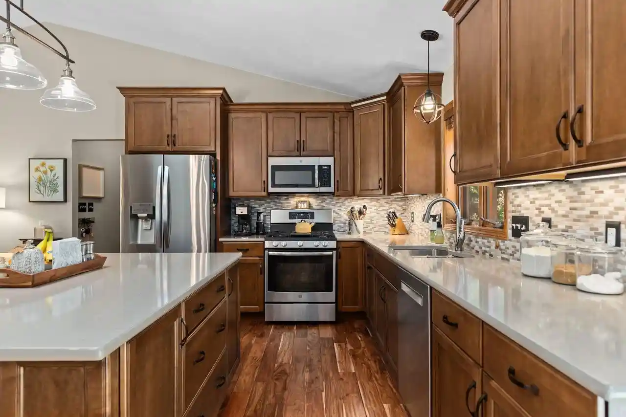 Photo 3 of Single family home for sale at 1605 Meadowbreeze Cir, Neenah, WI 54956 | MLS# 50333979 | Listing updated on 2026-10-08