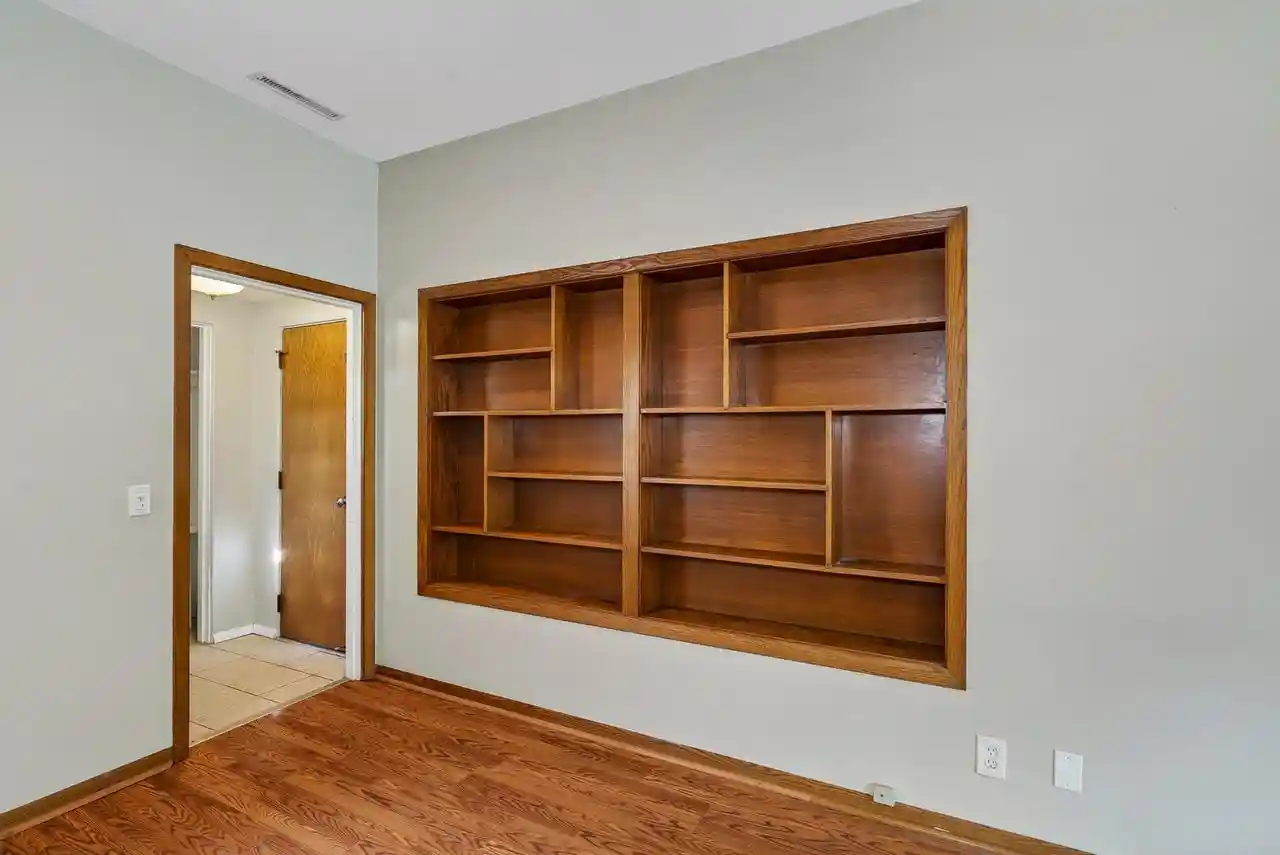 Photo 2 of Single family home for sale at 301 S Franklin St, Verona, WI 53593 | MLS# 2034262 | Listing updated on 2026-10-19