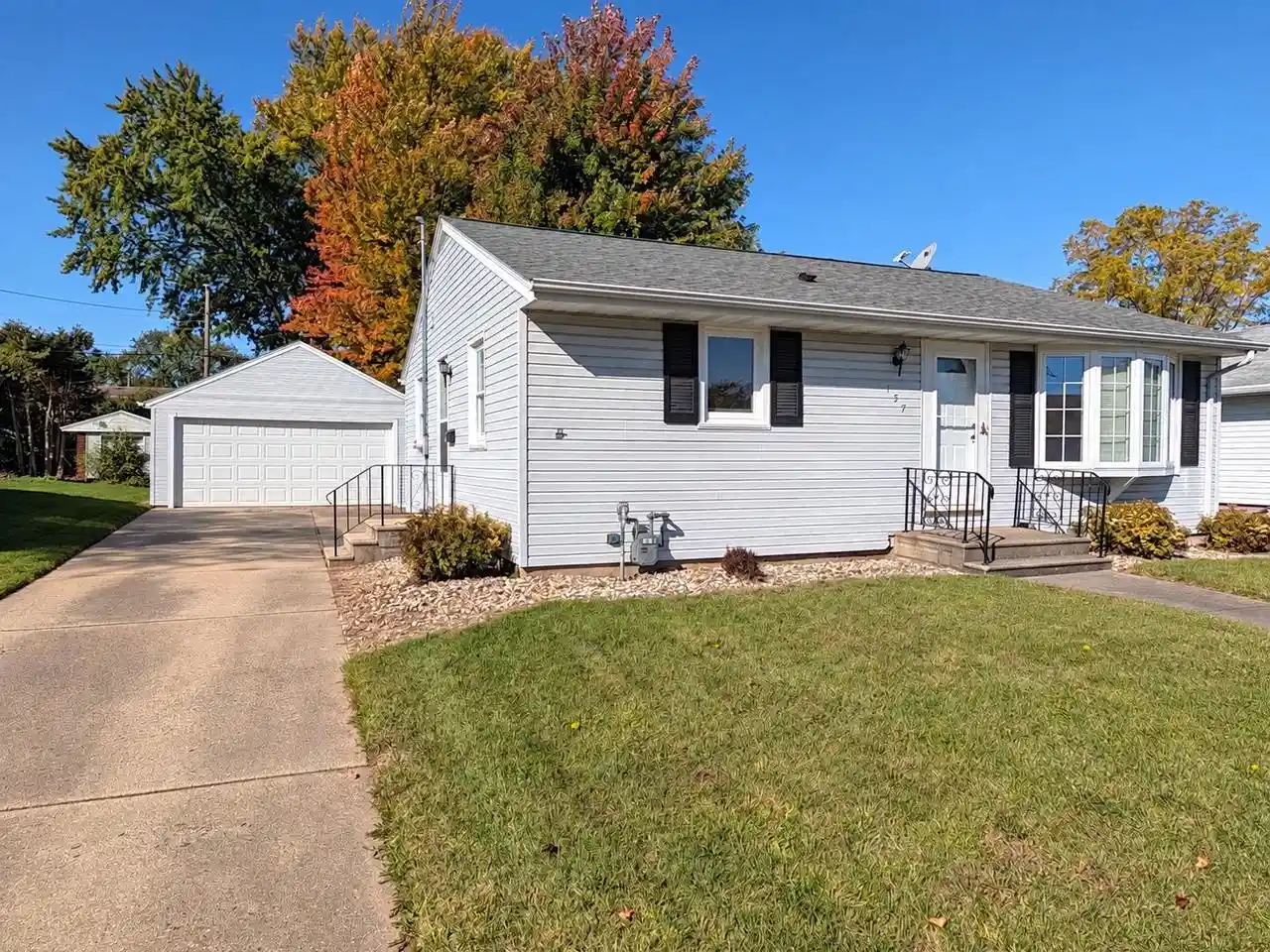 Photo 1 of Single family home for sale at 157 N Lark St, Oshkosh, WI 54902 | MLS# 50333981 | Listing updated on 2026-10-08