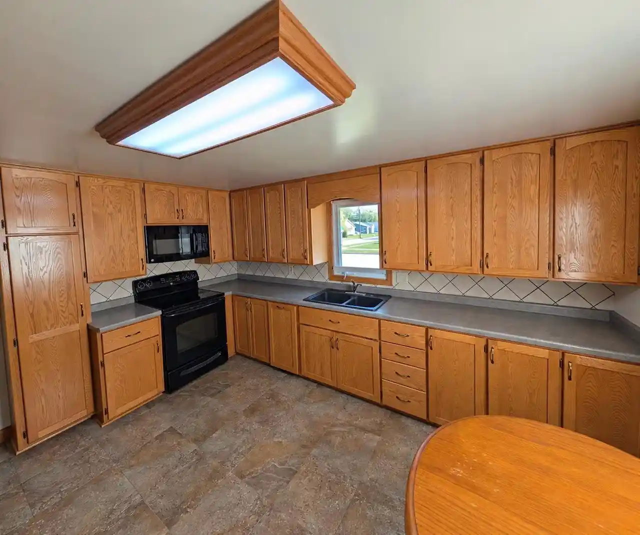 Photo 3 of Single family home for sale at 157 N Lark St, Oshkosh, WI 54902 | MLS# 50333981 | Listing updated on 2026-10-08