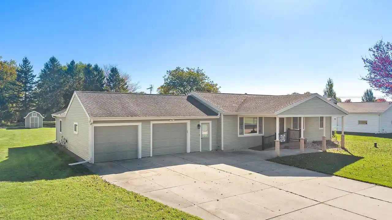 Single family home for sale at S9986 Rodney St, Prairie Du Sac, WI 53578 | MLS# 2034267
