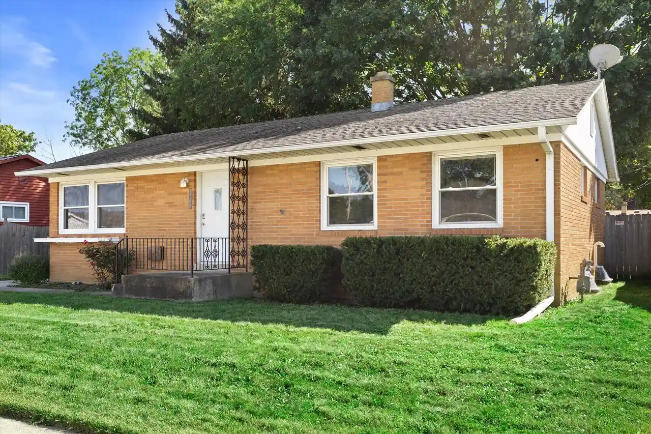 Single family home for sale at 2709 Pinehurst Ave, Racine, WI 53403 | MLS# 1983905