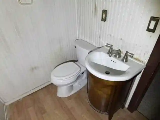 Photo 3 of Single family home for sale at 2620 S Pine Ave, Milwaukee, WI 53207 | MLS# 1983904 | Listing updated on 2026-10-08