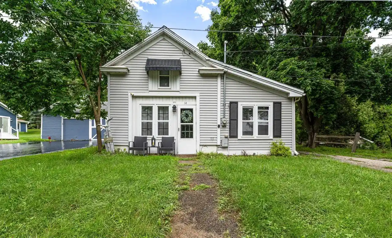 Photo 1 of Single family home for sale at 14 Hill St, Williams Bay, WI 53191 | MLS# 1983911 | Listing updated on 2026-10-08