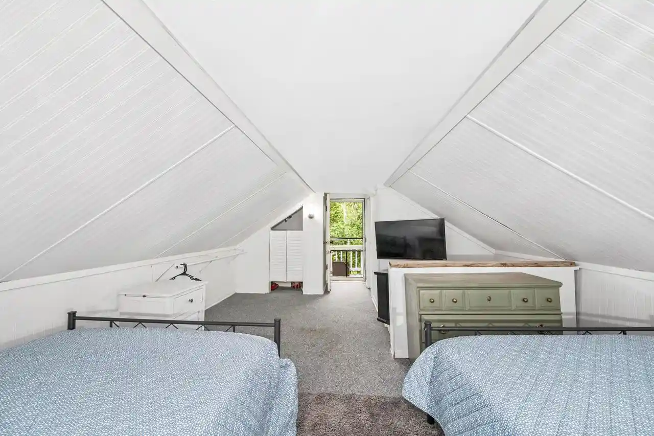 Photo 3 of Single family home for sale at 14 Hill St, Williams Bay, WI 53191 | MLS# 1983911 | Listing updated on 2026-10-08