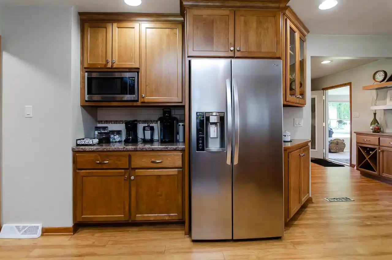Photo 3 of Single family home for sale at 160 St Marys Blvd, Green Bay, WI 54301 | MLS# 50333989 | Listing updated on 2026-10-08