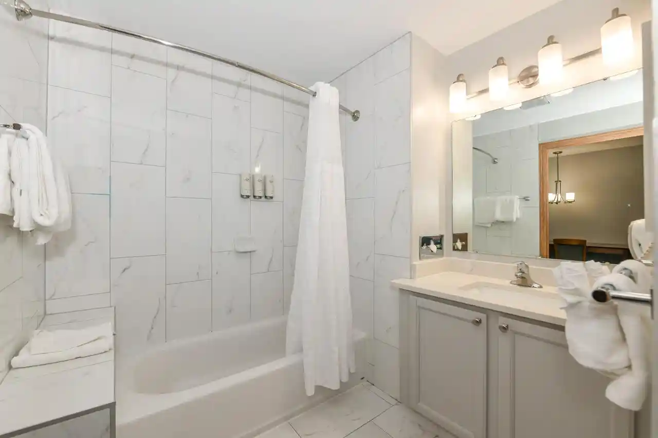 Photo 4 of Condo for sale at 111 Center St #348, Lake Geneva, WI 53147 | MLS# 1983910 | Listing updated on 2026-10-08