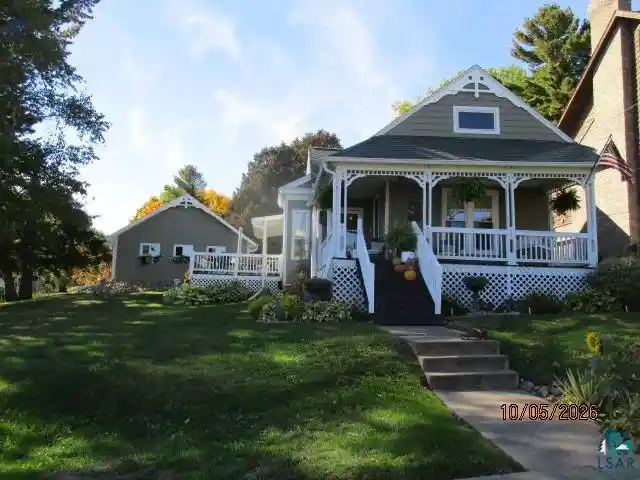 Photo 1 of Single family home for sale at 409 Front St, Bayfield, WI 54814 | MLS# 6128386 | Listing updated on 2026-10-08
