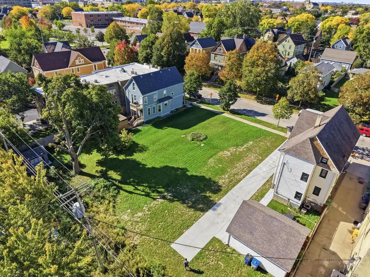 Photo 3 of Land for sale at 2036 N Palmer St, Milwaukee, WI 53212 | MLS# 1983919 | Listing updated on 2026-10-11