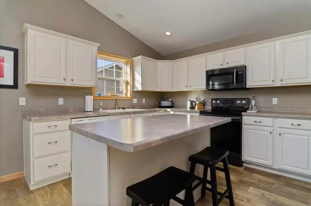 Photo 3 of Single family home for sale at N2262 Holy Hl Dr, Greenville, WI 54942 | MLS# 50333999 | Listing updated on 2026-10-08