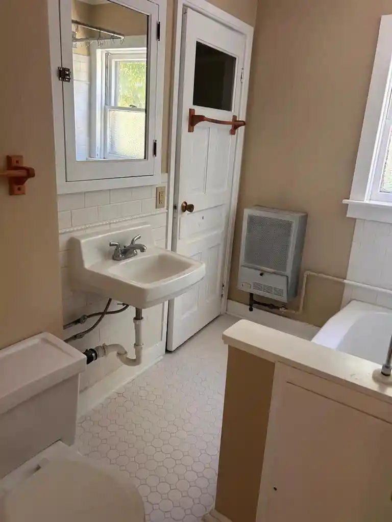 Photo 3 of Single family home for sale at W58n421 Hilbert Ave, Cedarburg, WI 53012 | MLS# 1983923 | Listing updated on 2026-10-08
