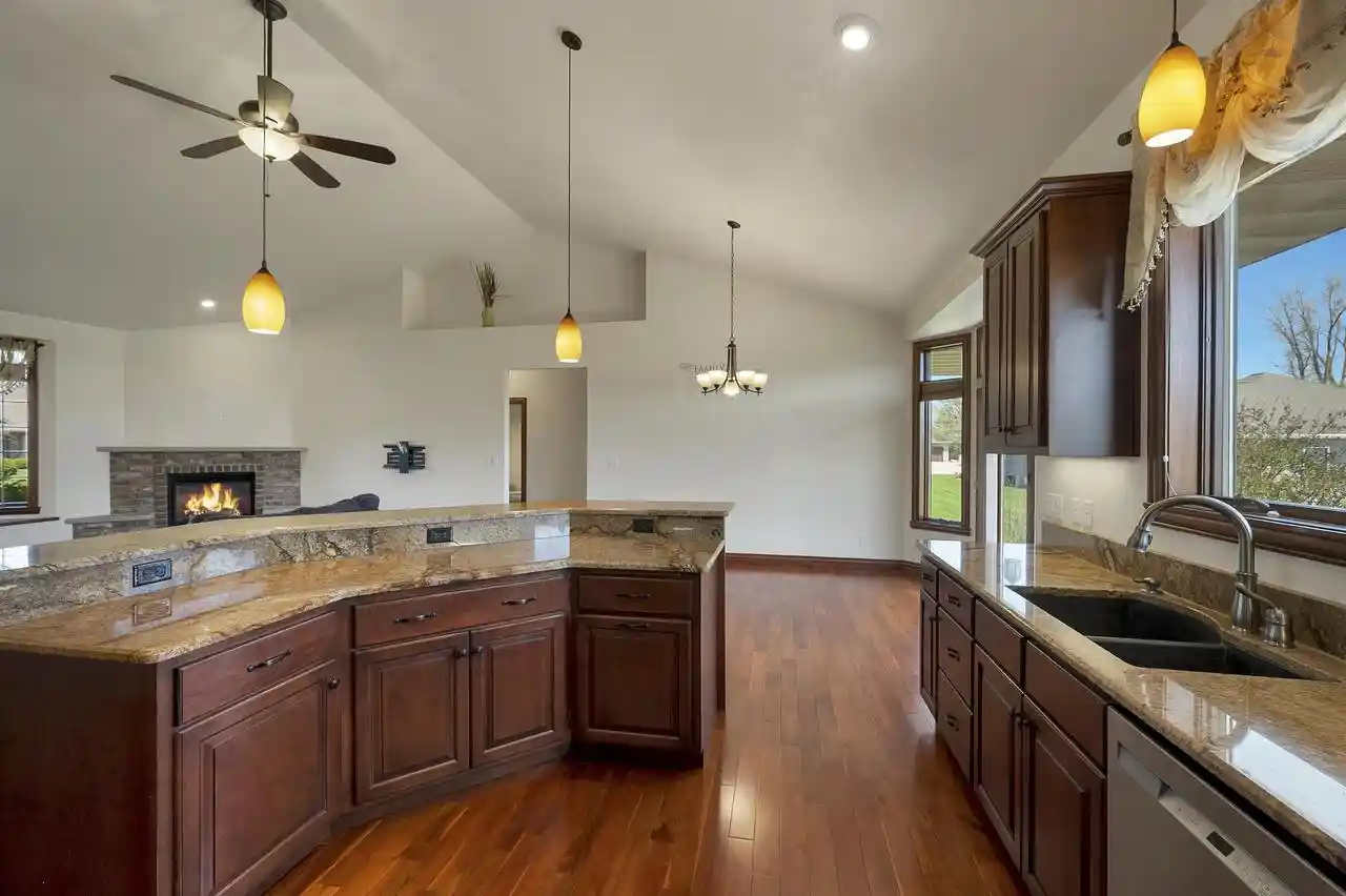 Photo 3 of Single family home for sale at 334 Whispering Crk Ct, Green Bay, WI 54303 | MLS# 50333998 | Listing updated on 2026-10-08