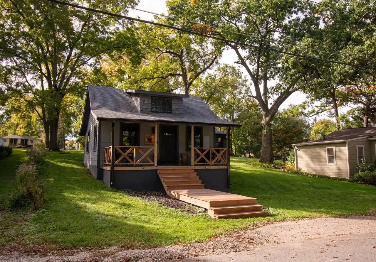 Photo 1 of Single family home for sale at W3673 Oakrest Ave, Lake Geneva, WI 53147 | MLS# 1983930 | Listing updated on 2026-10-08