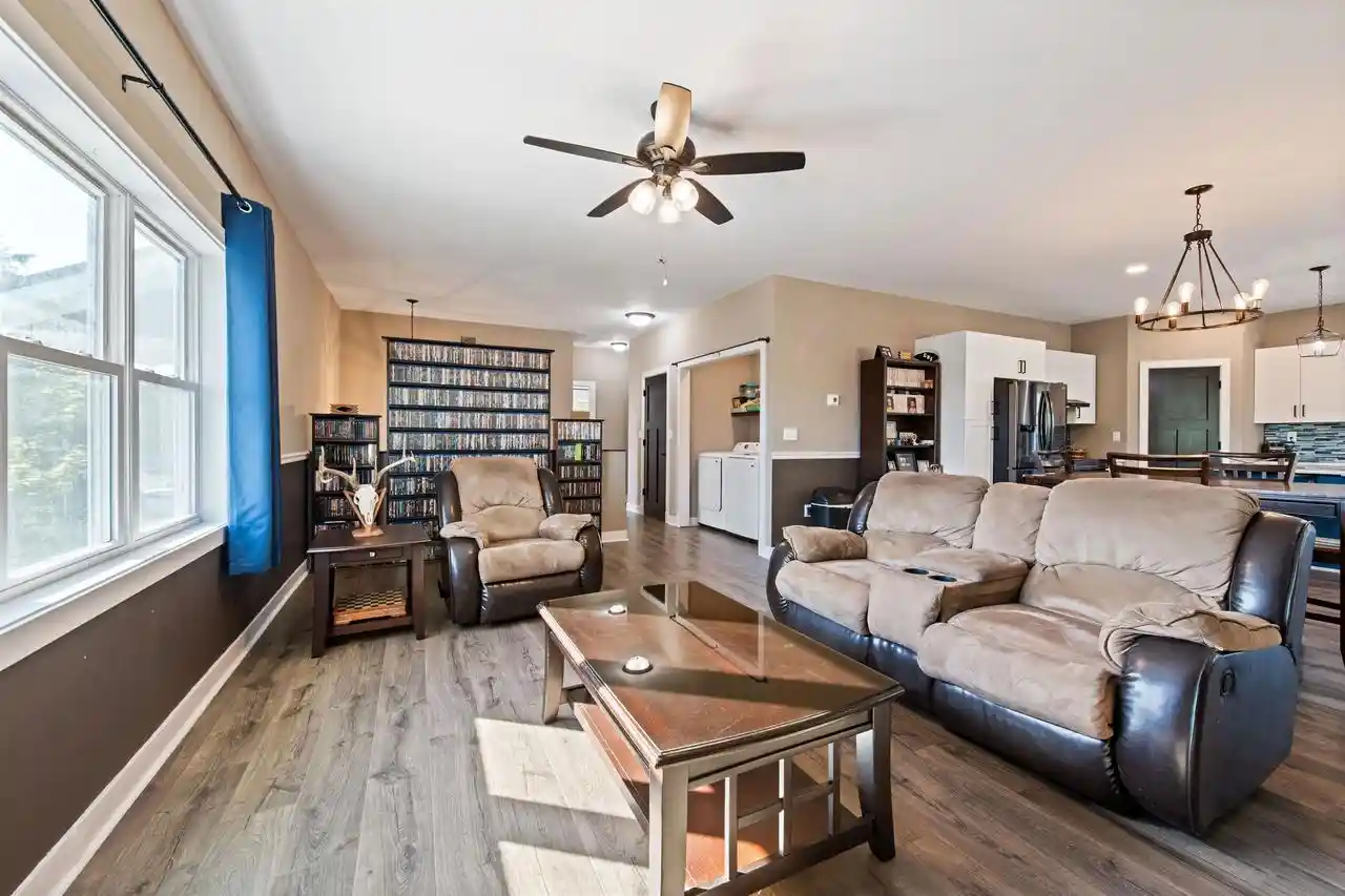Photo 3 of Single family home for sale at 2305 20th Street, Menominee, MI 49858 | MLS# 50334006 | Listing updated on 2026-10-08