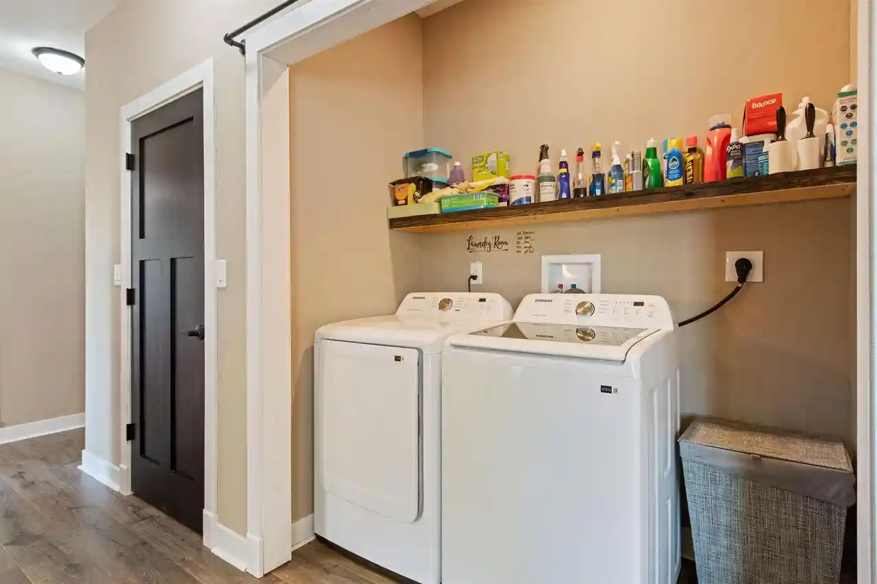 Photo 3 of Single family home for sale at 2305 20th Street, Menominee, MI 49858 | MLS# 50334006 | Listing updated on 2026-10-08