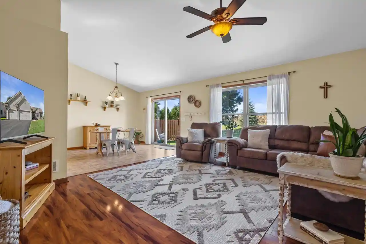 Photo 3 of Single family home for sale at 521 Tomahawk Dr, Twin Lakes, WI 53181 | MLS# 1983938 | Listing updated on 2026-10-09