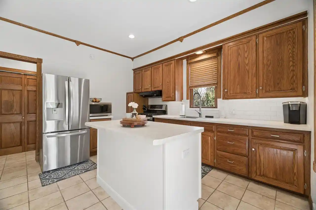 Photo 4 of Single family home for sale at 512 Spring St, Chilton, WI 53014 | MLS# 50334009 | Listing updated on 2026-10-15