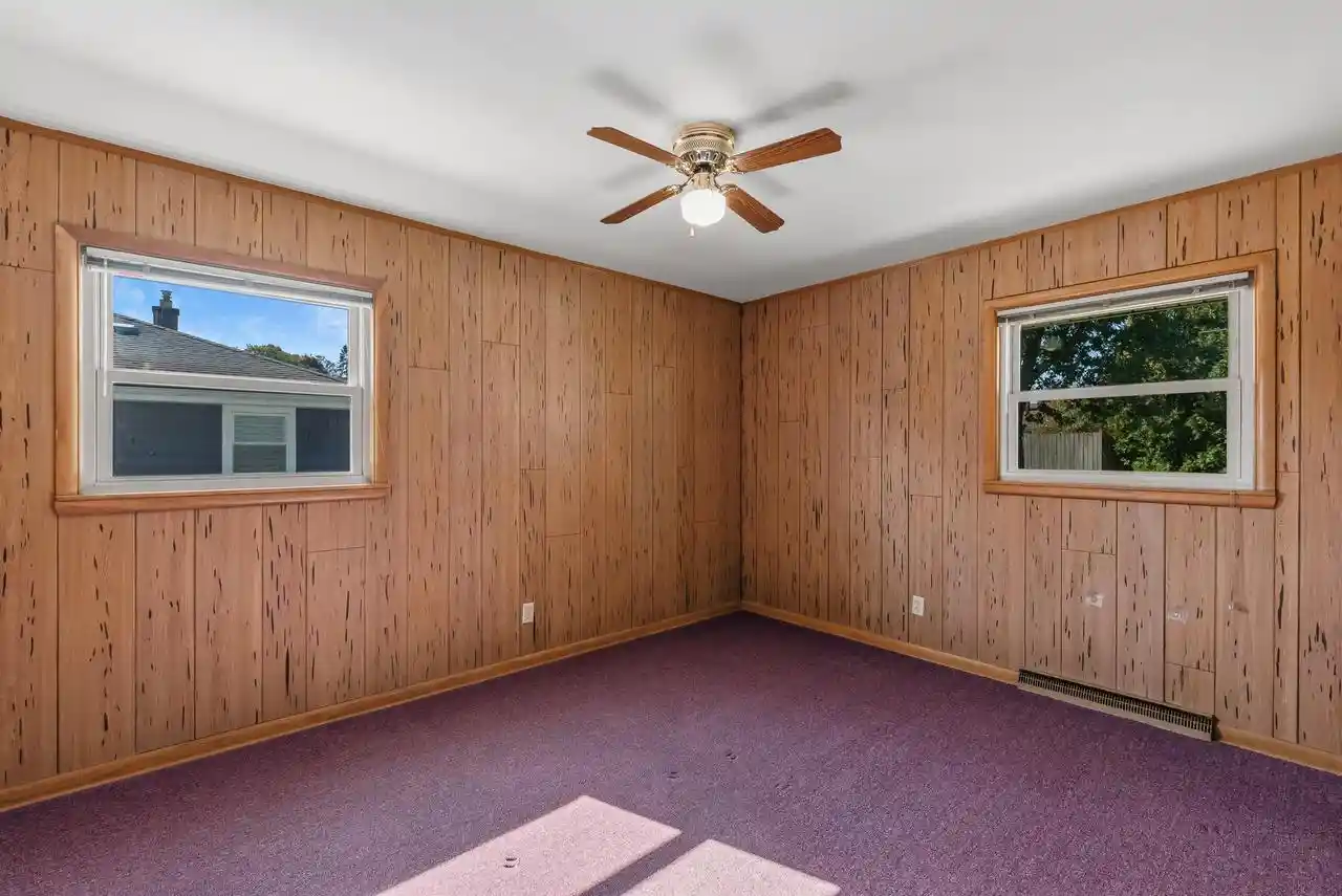 Photo 2 of Single family home for sale at 921 3rd Avenue, Grafton, WI 53024 | MLS# 1983945 | Listing updated on 2026-10-08
