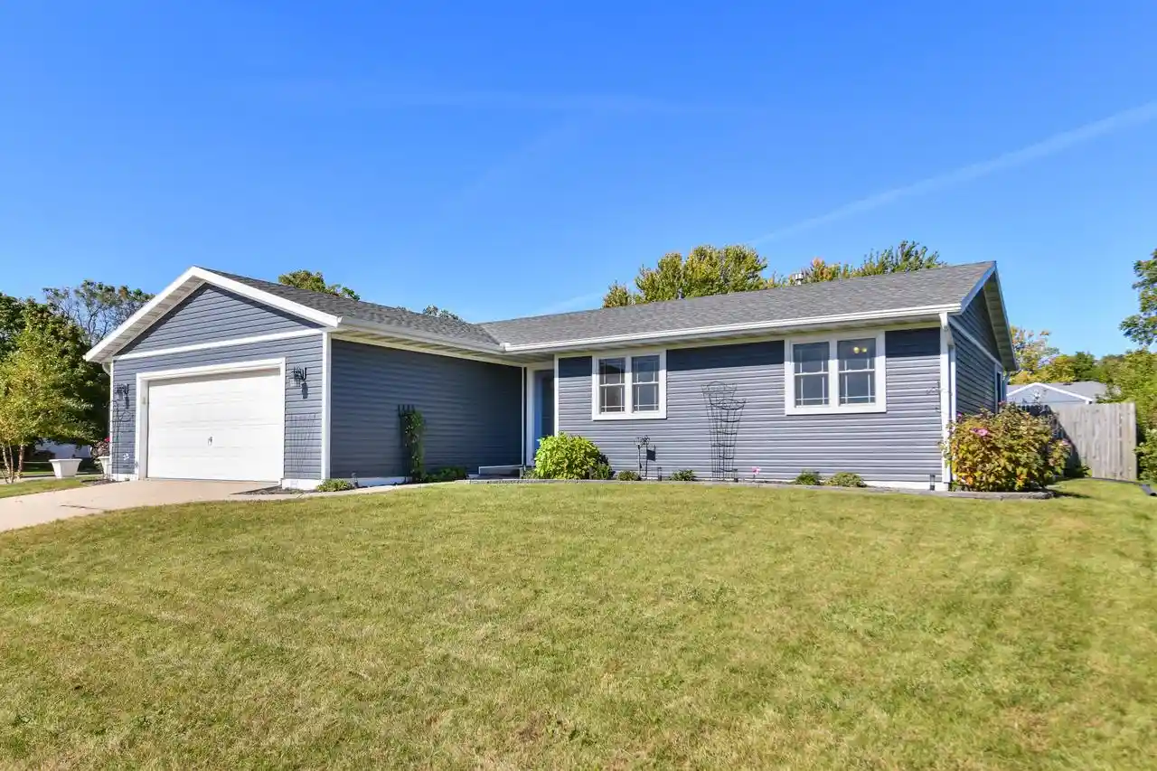 Photo 1 of Single family home for sale at 152 Andrea Ave, Darien, WI 53114 | MLS# 1983950 | Listing updated on 2026-10-08