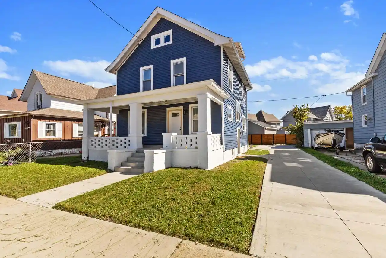 Single family home for sale at 1037 White Rock Ave, Waukesha, WI 53186 | MLS# 1983949