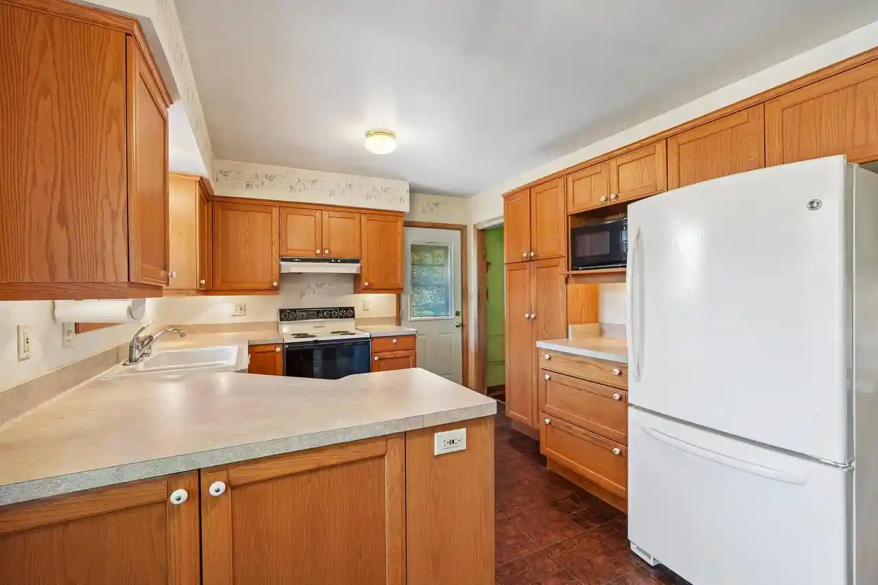 Photo 2 of Single family home for sale at 8161 N Ivy St, Milwaukee, WI 53223 | MLS# 1983952 | Listing updated on 2026-10-22