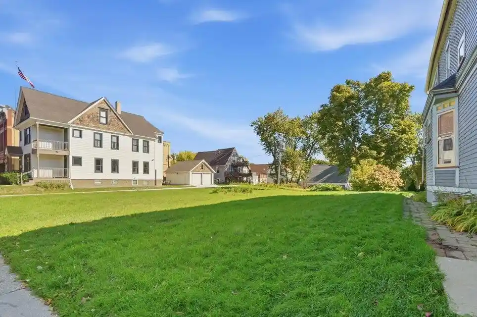 Photo 3 of Land for sale at 2032 2038 N Palmer St, Milwaukee, WI 53212 | MLS# 1983967 | Listing updated on 2026-10-09