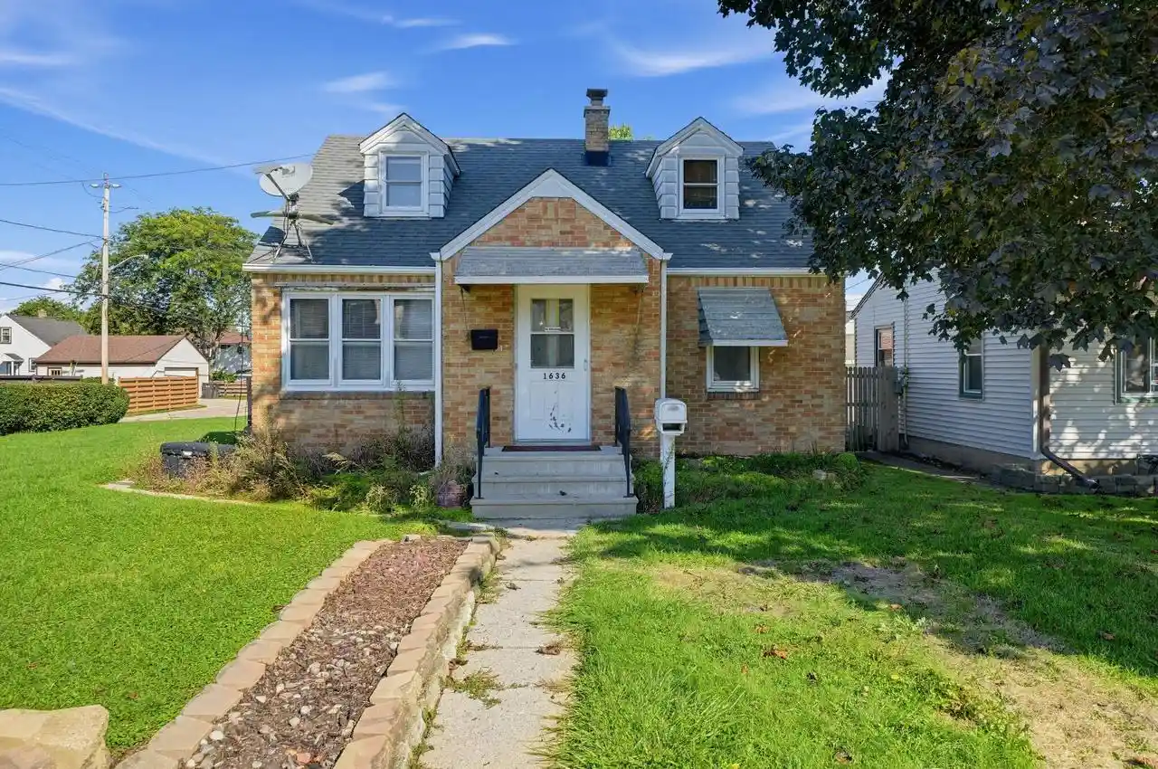 Single family home for sale at 1636 Manitoba Ave, South Milwaukee, WI 53172 | MLS# 1983964