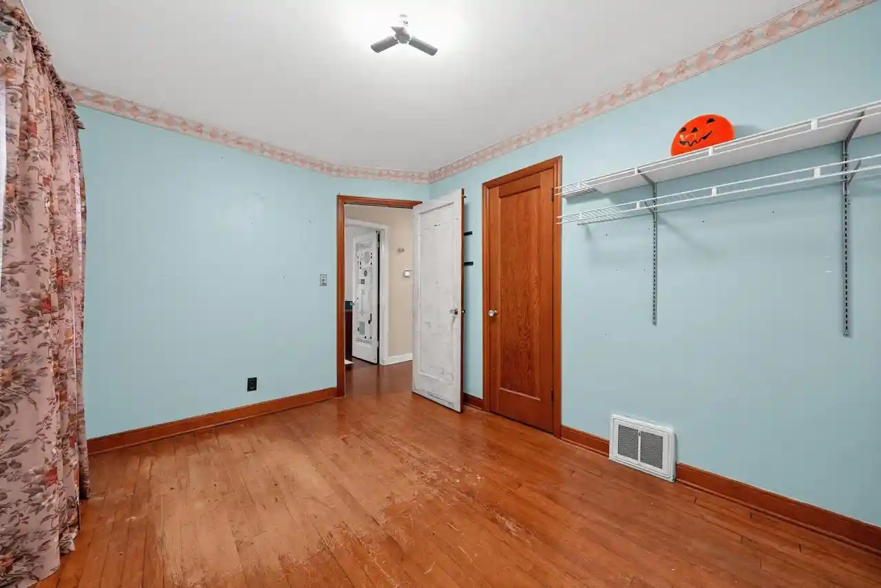 Photo 3 of Single family home for sale at 1636 Manitoba Ave, South Milwaukee, WI 53172 | MLS# 1983964 | Listing updated on 2026-10-08