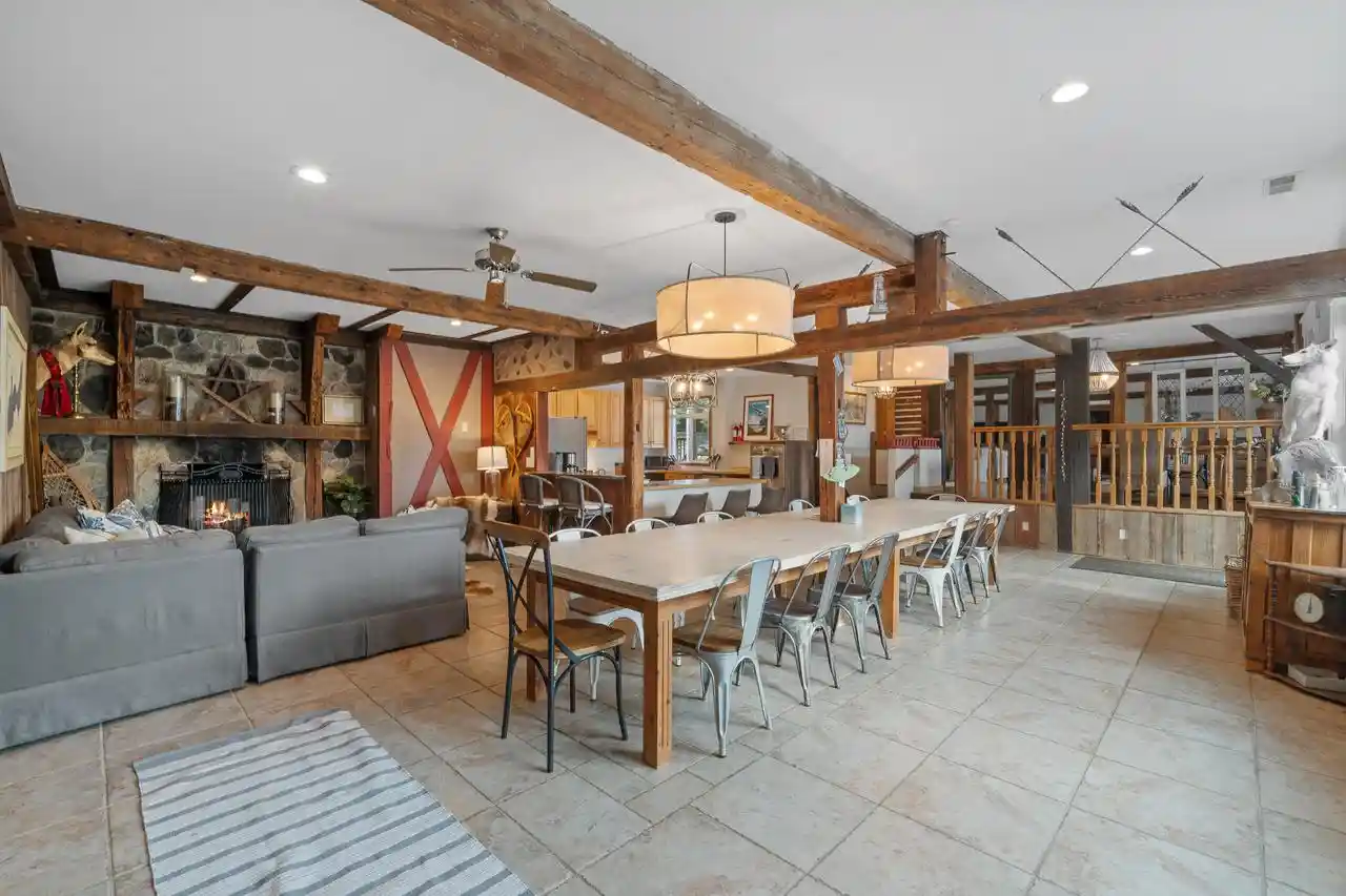 Photo 2 of Mansion for sale at 650 S Main St, Fontana, WI 53125 | MLS# 1983975 | Listing updated on 2026-10-09