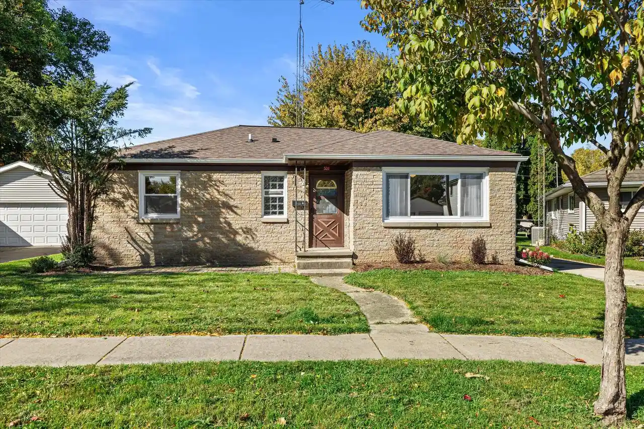 Photo 1 of Single family home for sale at 508 N Finch St, Horicon, WI 53032 | MLS# 1983972 | Listing updated on 2026-10-08