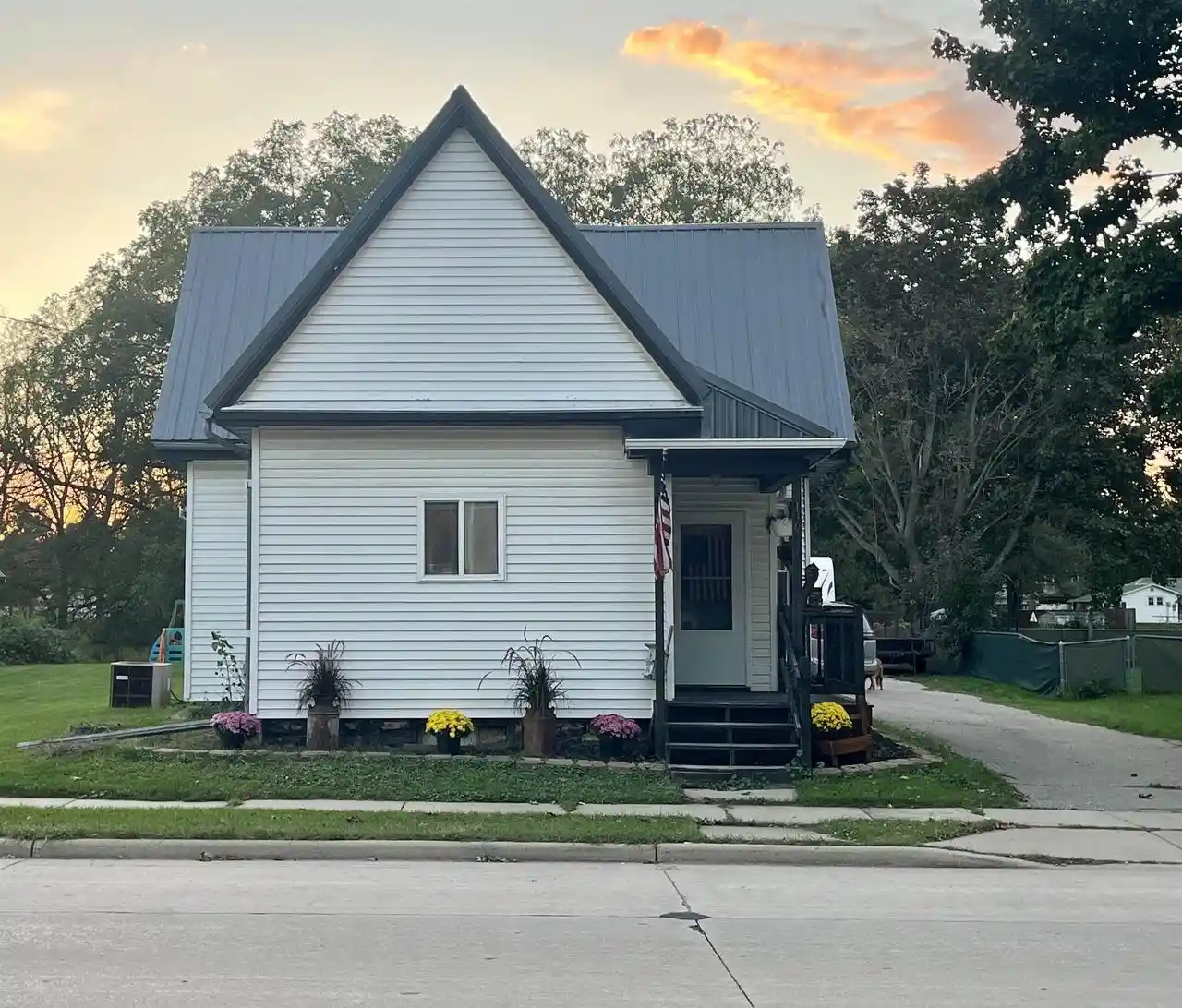 Photo 1 of Single family home for sale at 1308 Elm St, Boscobel, WI 53805 | MLS# 2034289 | Listing updated on 2026-10-09