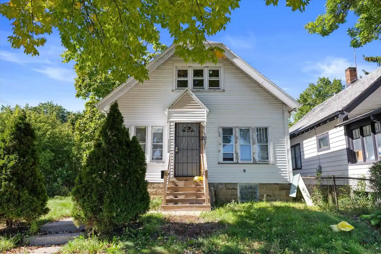 Multi family home for sale at 333 N 36th Street, Milwaukee, WI 53208 | MLS# 1983976