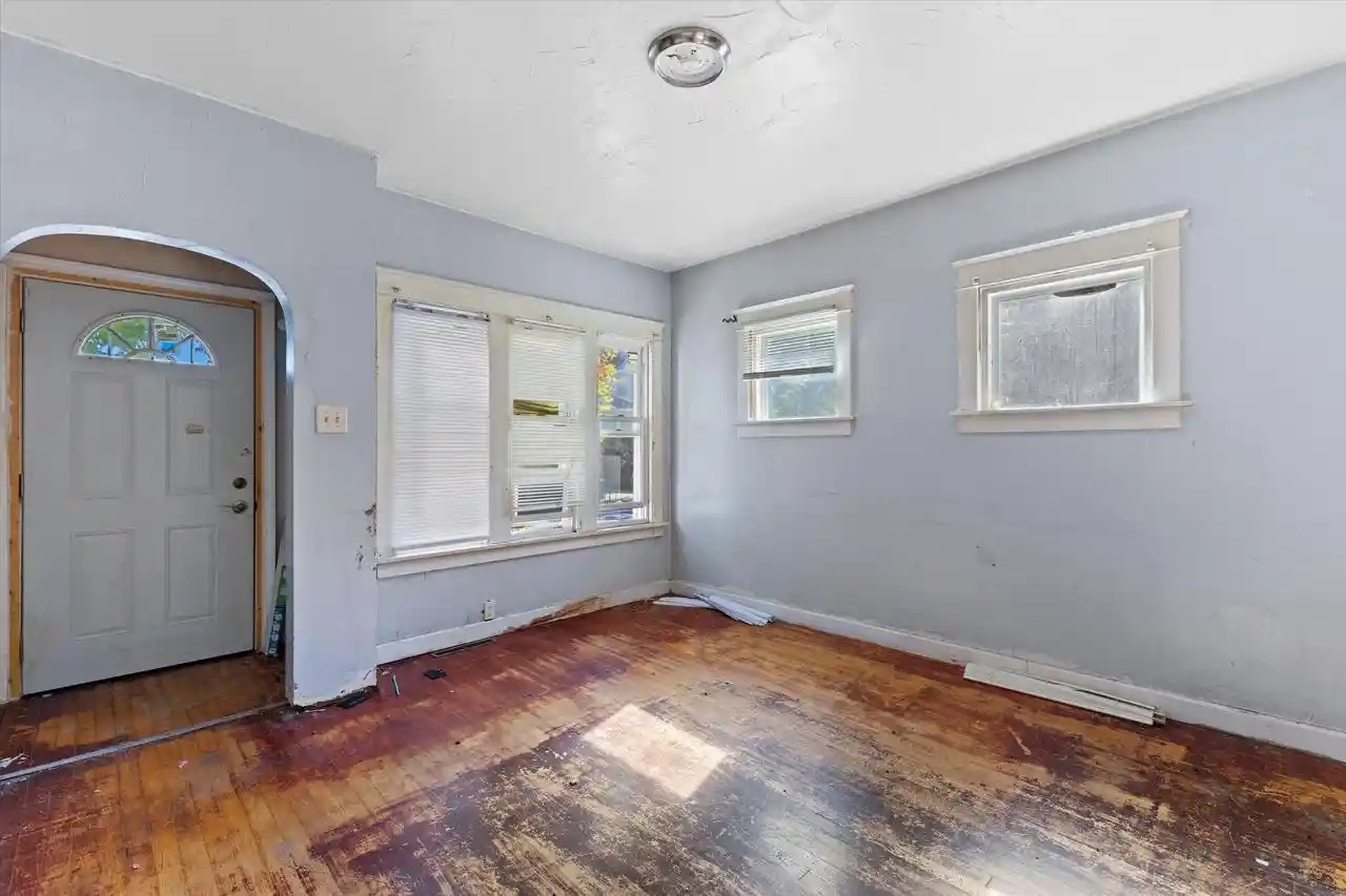 Photo 1 of Multi family home for sale at 333 N 36th Street, Milwaukee, WI 53208 | MLS# 1983976 | Listing updated on 2026-10-08