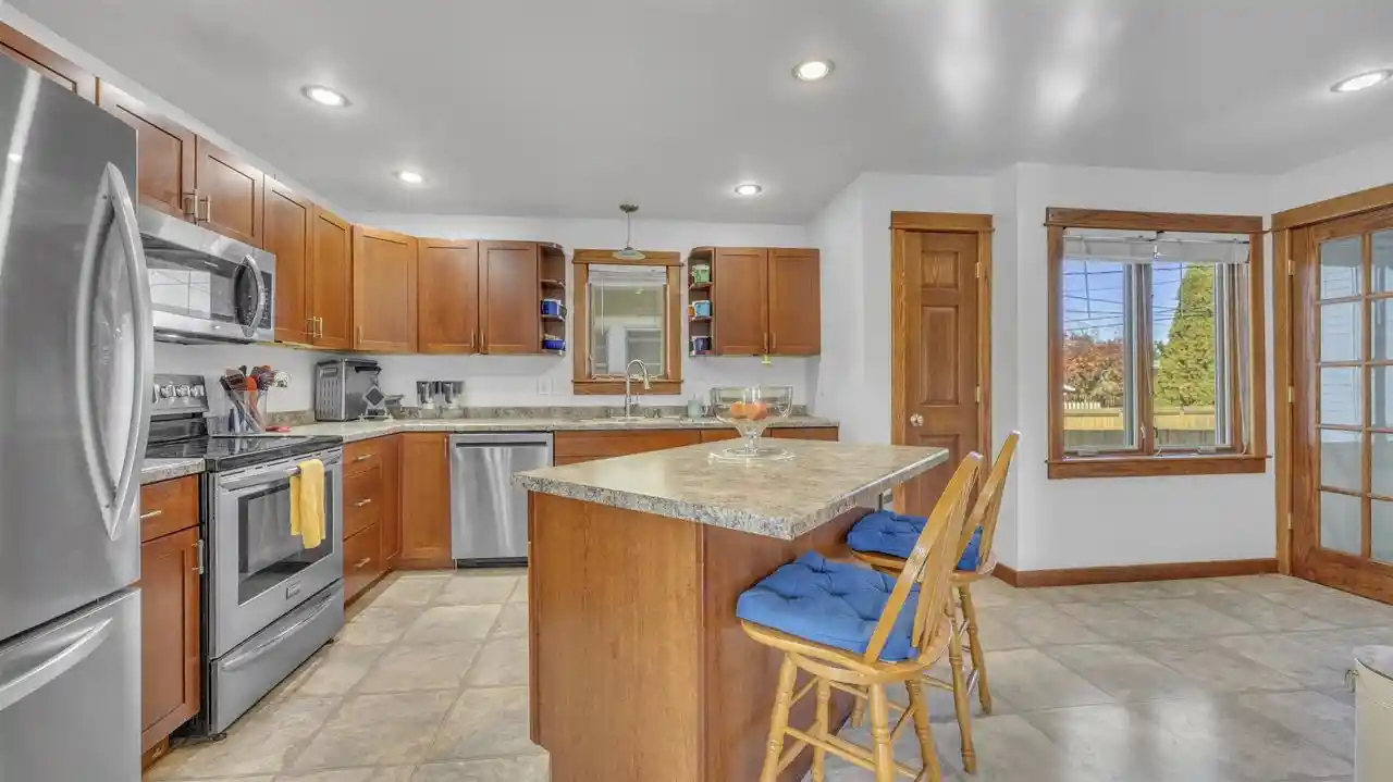 Photo 2 of Single family home for sale at 421 E 2nd Street, Fond Du Lac, WI 54935 | MLS# 50334021 | Listing updated on 2026-10-08