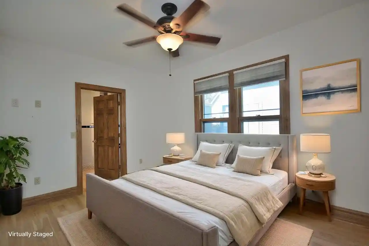 Listing Photo 4 - Condo for sale in building located at 203 W Lloyd St, Milwaukee, WI 53212 - Unit #203