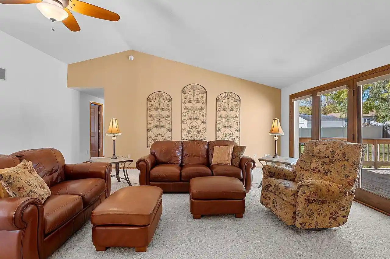 Photo 4 of Single family home for sale at 102 Acreview Dr, De Pere, WI 54115 | MLS# 50334027 | Listing updated on 2026-10-08