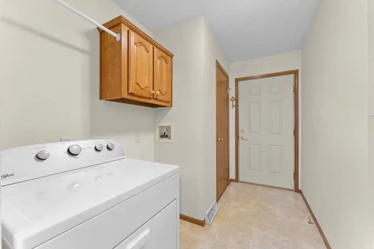 Listing Photo 5 - Condo for sale in building located at 65 Wild Turkey Rd, Baraboo, WI 53913 - Unit #65